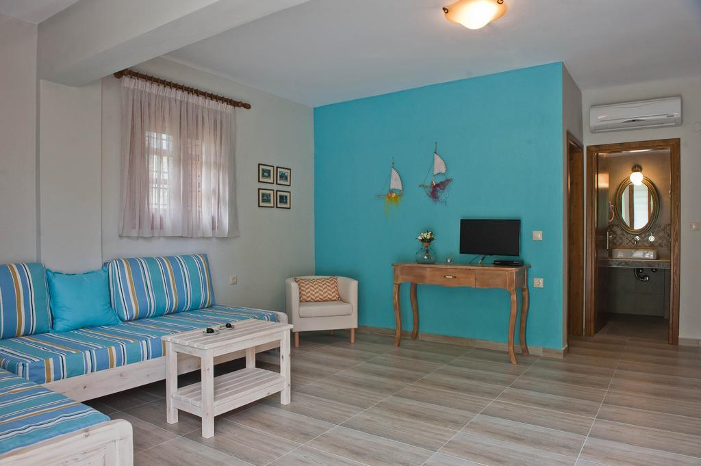 Sofia'S House Apartment Vourvourou Exterior photo